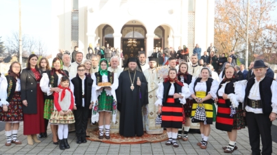 Hramul Catedralei „Sfinții Arhangheli Mihail și Gavriil” din Sighetu Marmației, prăznuit în prezența Preasfințitului Timotei Sătmăreanul