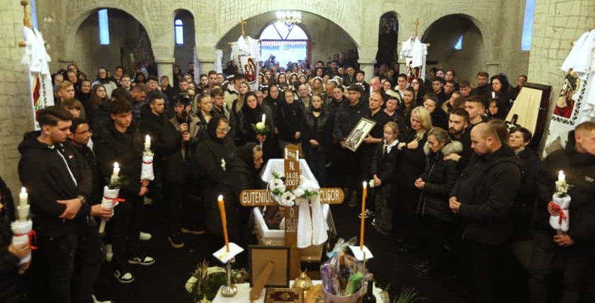 Tânărul seminarist Alexandru Guțeniuc a fost condus pe ultimul drum