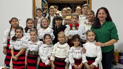 Elevii Clasei de Coregrafie din cadrul Școlii Populare de Artă Baia Mare au adus voie bună la Făurești
