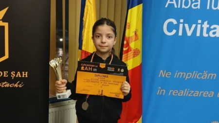 Performanțe remarcabile pentru Academia de Șah Maramureș la Tășnad și Alba Iulia