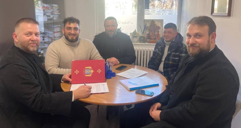 Un nou început pentru o familie încercată: Apartament achiziționat prin implicarea Episcopiei Maramureșului și Sătmarului