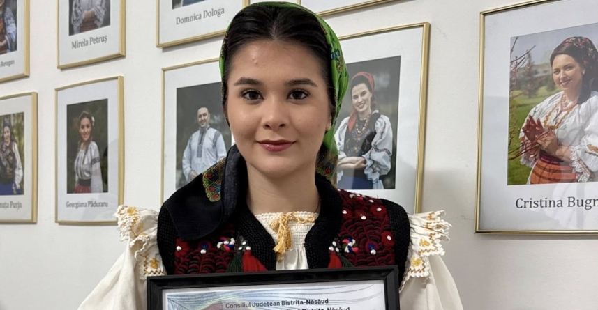 Iulia Vlad, printre laureații Festivalul-Concurs Național „Pană de Păun”