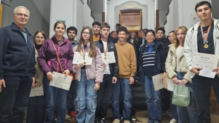 Lucaciștii au început anul în forță: Premii deosebite obținute la concursurile de matematică din Târgu Mureș și Bistrița