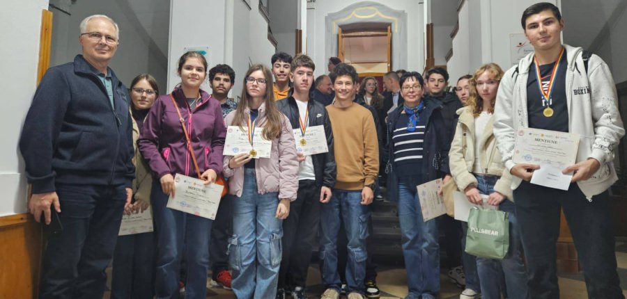 Lucaciștii au început anul în forță: Premii deosebite obținute la concursurile de matematică din Târgu Mureș și Bistrița