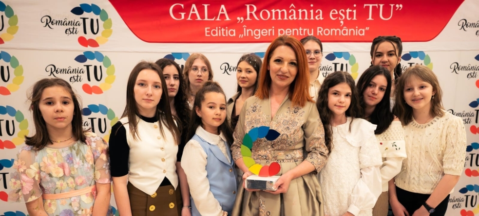 Maramureșul strălucește la nivel național: Prof. Irina Doce, coordonatoarea Cercului de Pictură Borșa, membră a juriului „România 1000”