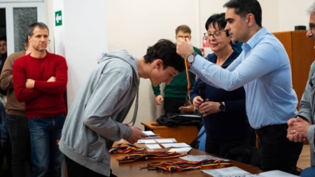 Concursul regional de matematică „Prin labirintul matematicii” a ajuns la majorat; Cine sunt lucaciștii premiați în acest an