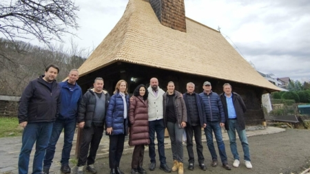 S-au finalizat lucrările de restaurare la Biserica de lemn „Sfântul Mare Mucenic Gheorghe” din Muzeul Satului din Baia Mare