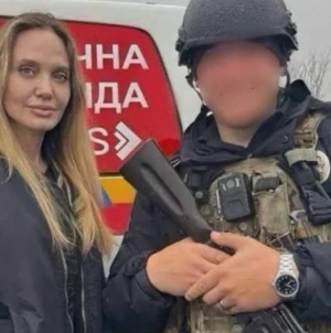 Angelina Jolie, vizită neașteptată la Herson