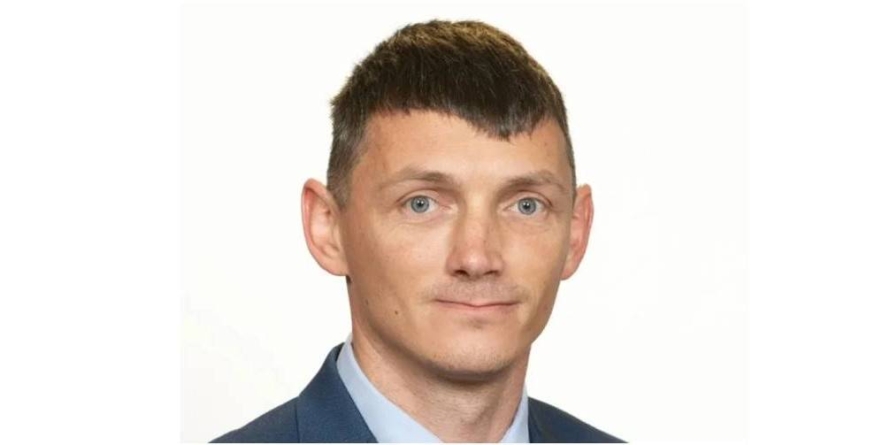 Iar mă? Senatorul Pintea, surprins din nou la volan fără permis