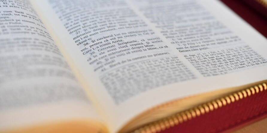 13 noiembrie – Ziua Sfintei Scripturi