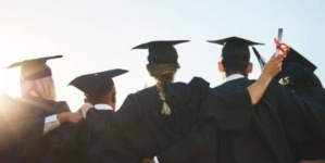 17 noiembrie – Ziua Internațională a Studenților