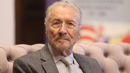 19 noiembrie 1939 – S-a născut Emil Constantinescu