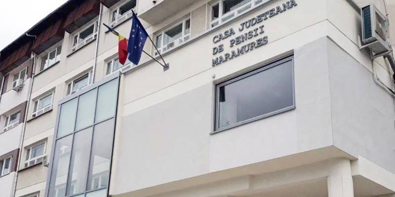 Pensionarii primesc în sfârșit banii promiși