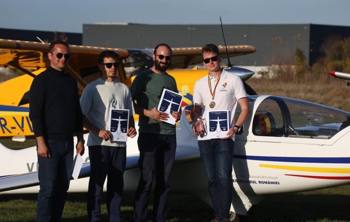 Rezultate deosebite pentru piloții din cadrul Aeroclubului Teritorial „Alexandru Papană” Baia Mare la Campionatul Național de Acrobație cu Planorul