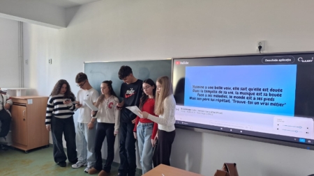 Ziua Internațională a Profesorilor de Limba Franceză a fost marcată de elevii claselor primare și gimnaziale din Seini