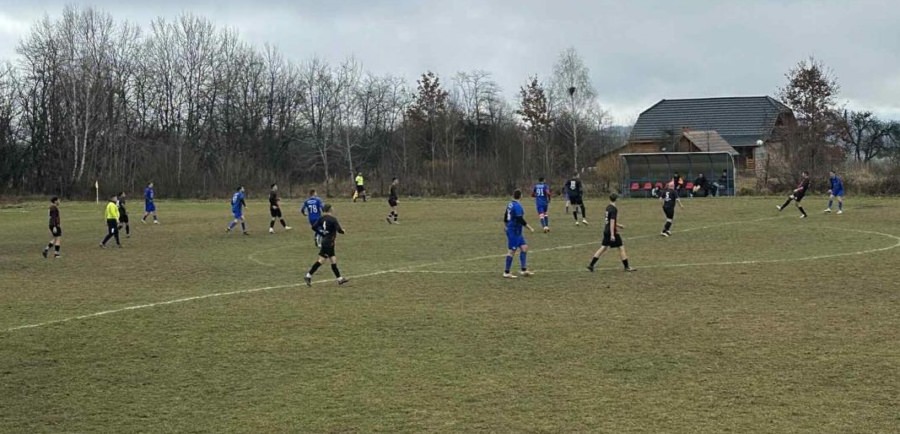 Niciun meci cu mai puțin de patru goluri în Liga 4