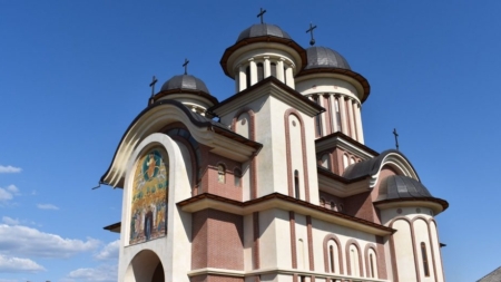 „Colind la Nașterea Domnului”: concertul de colinde și concursul de creații religioase vor fi găzduite la Biserica Ortodoxă „Înălțarea Domnului” din Târgu Lăpuș