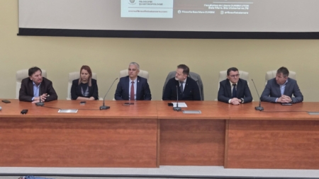 Deschiderea Conferinței Naționale „25 de ani de Filosofie la Baia Mare” a reunit cadre universitare, studenți și liceeni în Aula Magna a Centrului Universitar Nord din Baia Mare