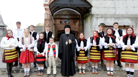 Preasfințitul Părinte Episcop Iustin a slujit la Catedrala Episcopală „Sfânta Treime” din Baia Mare