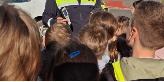 Întâlniri ale polițiștilor cu elevii, la Sighet și Seini