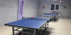 Se fac înscrieri la tenis de masă la Fabrica de Campioni