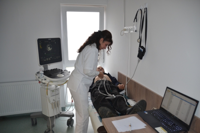 Locuitorii comunei Fărcașa au avut parte de consultații cardiologice gratuite
