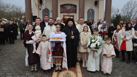 Preasfințitul Părinte Timotei Sătmăreanul s-a aflat în mijlocul credincioșilor Parohiei Ortodoxe Iegheriște