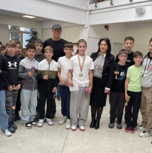 Elevii de la Școala Gimnazială „Dimitrie Cantemir” Baia Mare s-au întrecut în mișcările cu Kendama