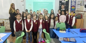 Curcubeul sănătății – o lecție despre alimentație sănătoasă la clasa I A, Școala Gimnazială „Nicolae Iorga” Baia Mare