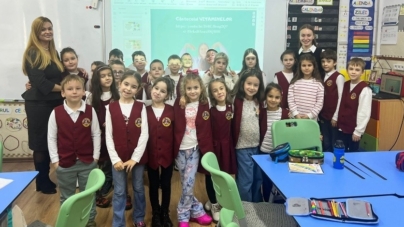 Curcubeul sănătății – o lecție despre alimentație sănătoasă la clasa I A, Școala Gimnazială „Nicolae Iorga” Baia Mare