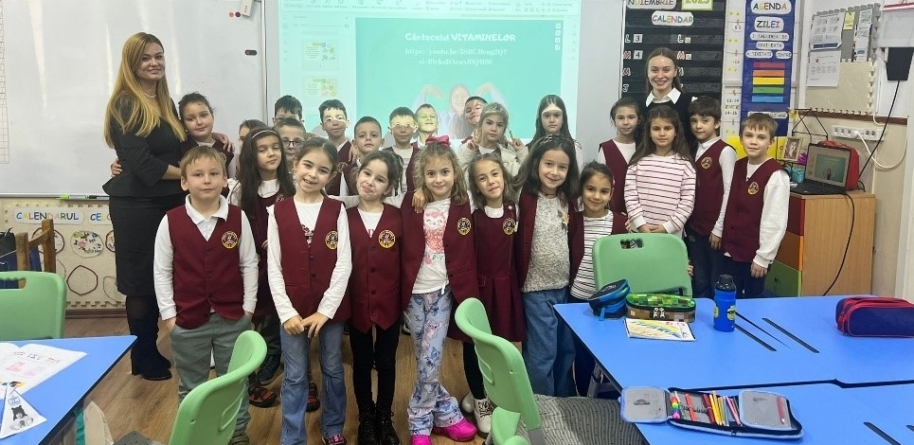 Curcubeul sănătății – o lecție despre alimentație sănătoasă la clasa I A, Școala Gimnazială „Nicolae Iorga” Baia Mare