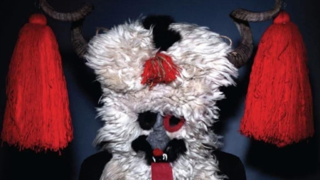 „Misterul măștii populare românești” – expoziție internațională la care participă două muzee din Maramureș