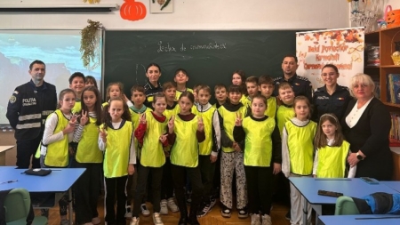 Lecție pentru școlari despre meseria de detectiv