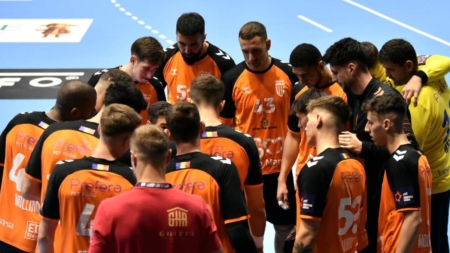 CS Minaur, învinsă la scor de campioană