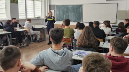 Activități ale polițiștilor pentru siguranța elevilor, desfășurate la Sighet