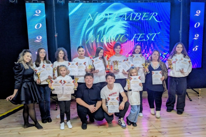 Tinerii membri ai P.S. Academy Baia Mare au strălucit la November Music Fest 2025 desfășurat la Câmpina