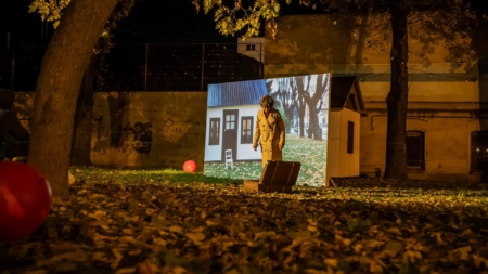 Piesa de teatru „Realități Absurde” va fi jucată la Târgu Lăpuș