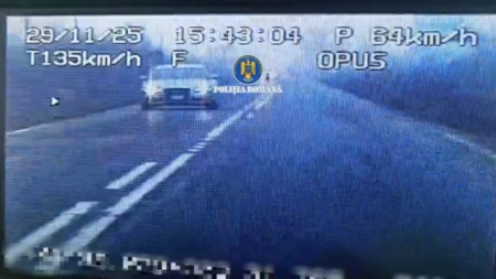 Șoferiță depistată în trafic de polițiștii maramureșeni conducând cu 135 km/h