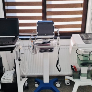 Au ajuns primele dotări la noul dispensar din Rona de Jos