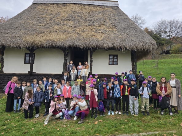 Primul atelier al lunii noiembrie în cadrul proiectului „Caravana Atelierelor” a reunit elevii de la Școala Gimnazială „Nicolae Iorga” din Baia Mare