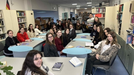 Elevii de la Colegiul Național „Vasile Lucaciu” din Baia Mare au pornit pe urmele scriitorului german Michael Ende