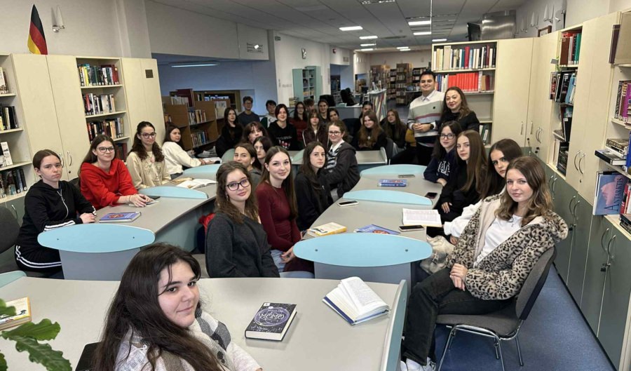 Elevii de la Colegiul Național „Vasile Lucaciu” din Baia Mare au pornit pe urmele scriitorului german Michael Ende