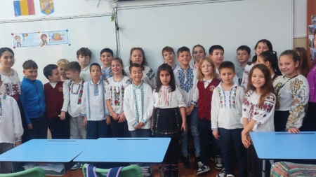 Elevii de la Școala „Nicolae Iorga” Baia Mare au aflat mai multe despre atmosfera Crăciunului de altădată