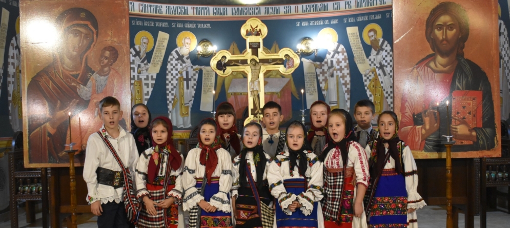 Școlile din Țara Lăpușului, reunite în cadrul Festivalului „Colind la Nașterea Domnului”, ediția a XIX-a