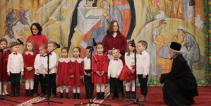 Numeroase grupuri de colindători au adus vestea Nașterii Domnului și astăzi la Catedrala Episcopală Baia Mare