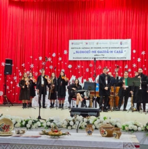 Festivalul „Slobozî-ne gazdă-n casă” din Șomcuta Mare reunește participanți din cinci județe