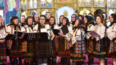 Tradiția continuă: Concertul de colinde „Acasă de Crăciun” are loc la Rogoz în 14 decembrie