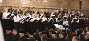 Concertul solemn de colinde „Domnul pe Pământ”, de la Catedrala Episcopală din Baia Mare, ajunge la cea de-a XXI-a ediție