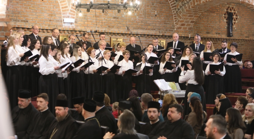 Concertul solemn de colinde „Domnul pe Pământ”, de la Catedrala Episcopală din Baia Mare, ajunge la cea de-a XXI-a ediție