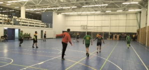 Ediția a VI-a a „Cupei Moș Crăciun” aduce din nou spiritul carității pe teren